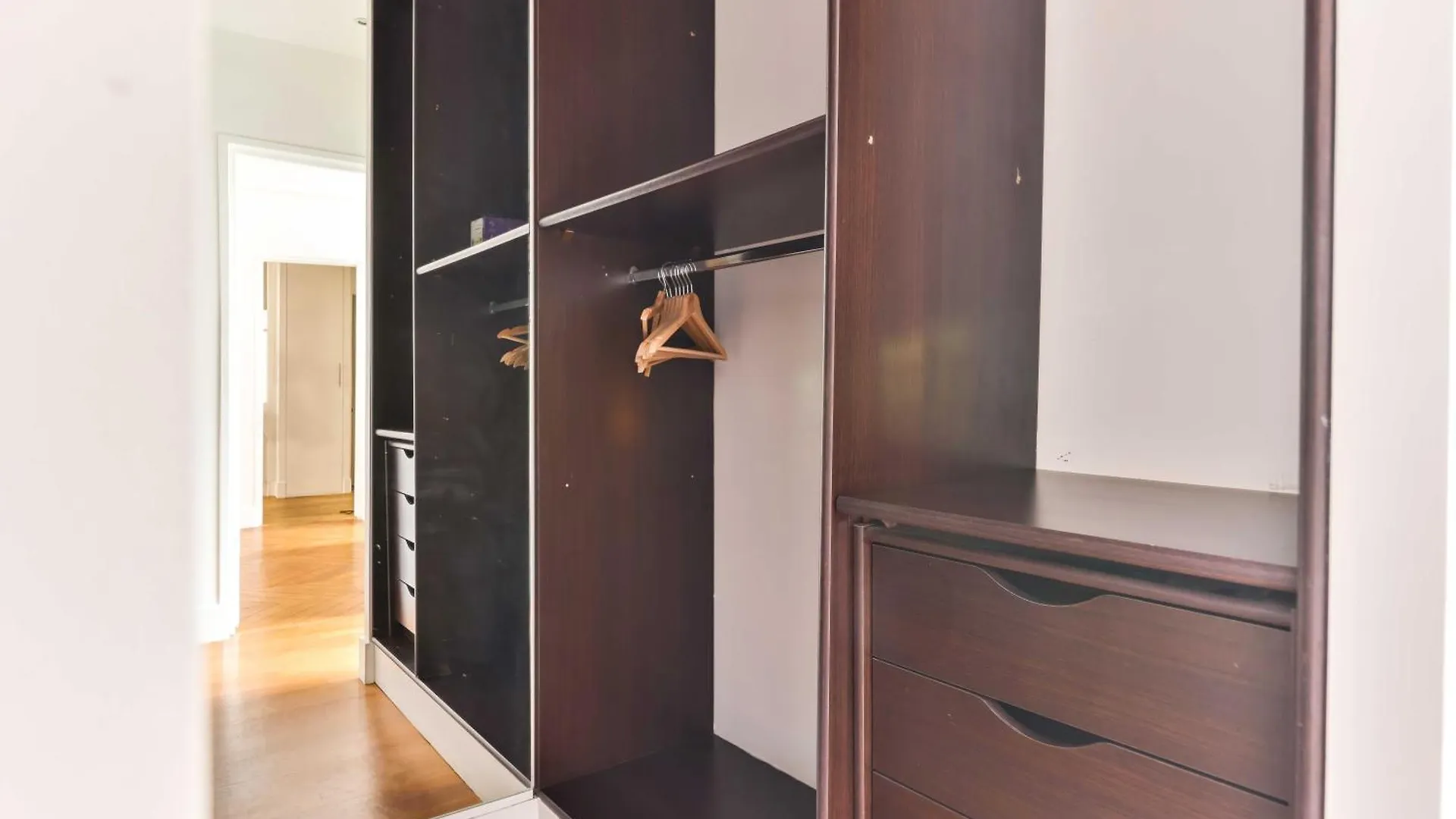 Διαμέρισμα Spacious Apt - 2Br-4P - Montmartre-Moulin Rouge Παρίσι