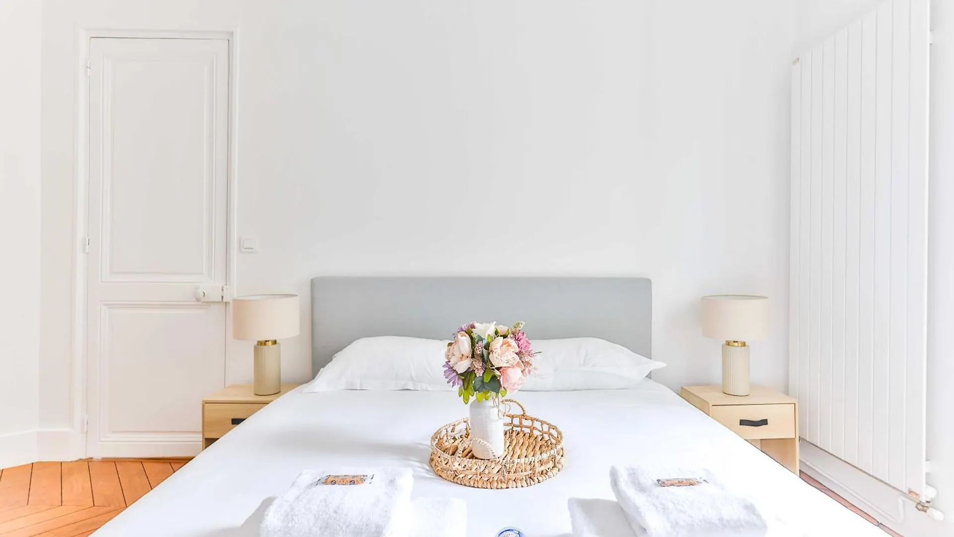Spacious Apt - 2Br-4P - Montmartre-Moulin Rouge Paris