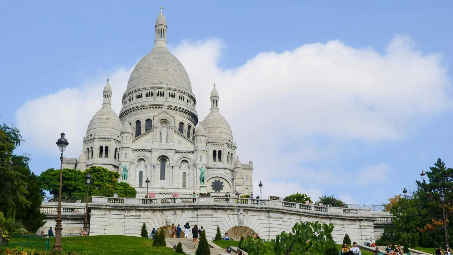 Spacious Apt - 2Br-4P - Montmartre-Moulin Rouge Paris France
